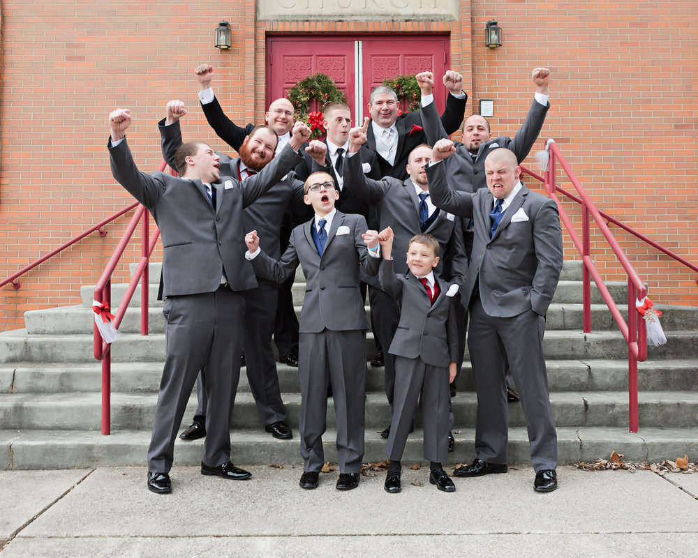 SSP Winter Wedding|groom and groomsmen| Christmas wedding