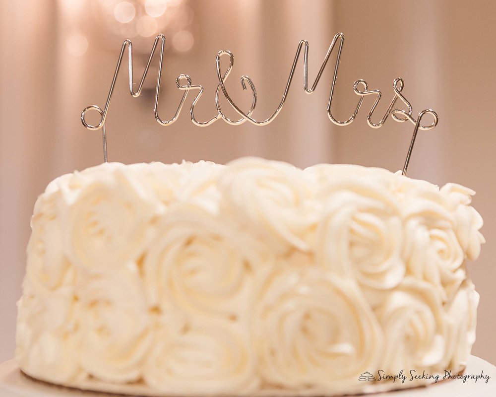 SSP spring wedding|reception| details| red and charcoal wedding