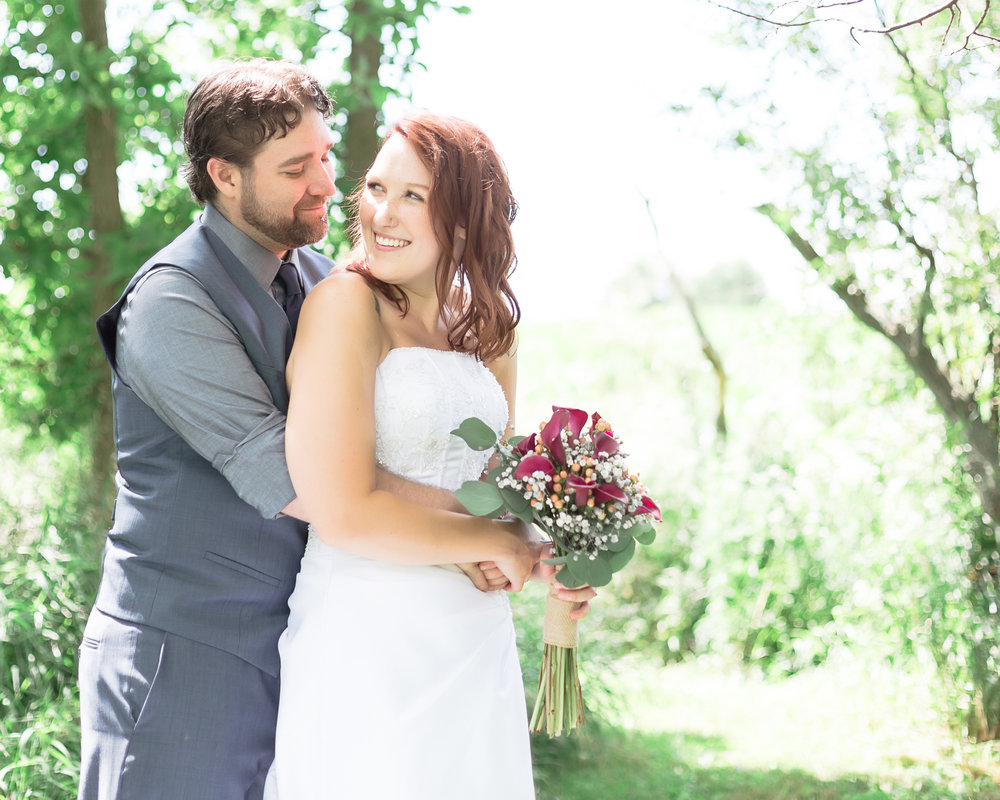 SSP summer wedding| bride and groom| backyard wedding