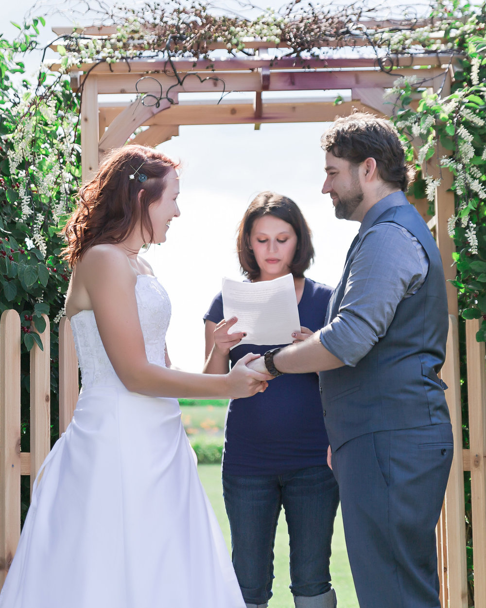 SSP summer wedding| ceremony| backyard wedding