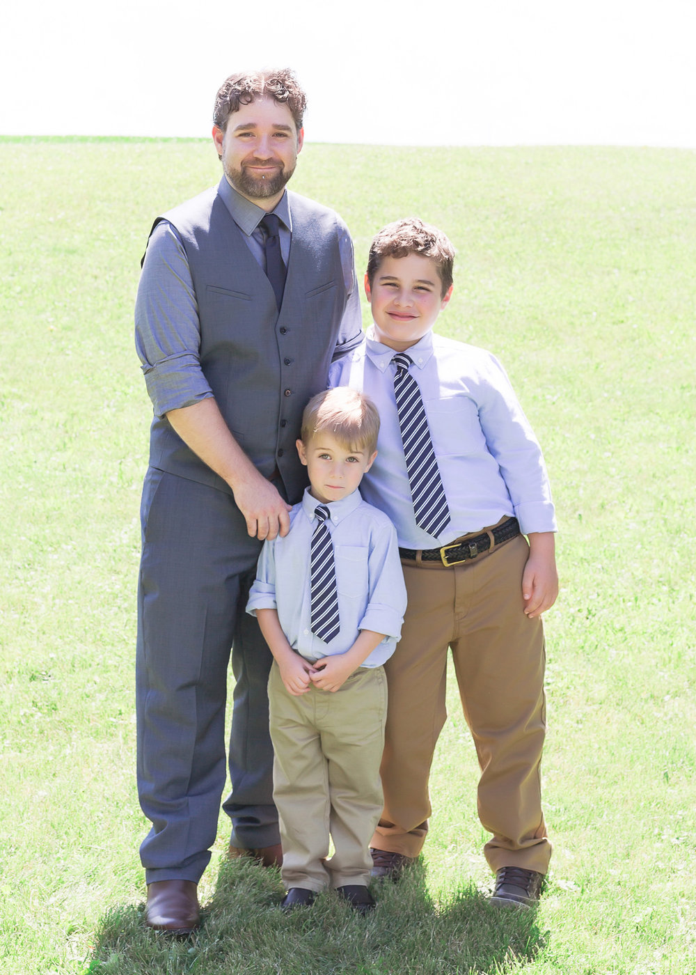 SSP summer wedding|groom and sons| backyard wedding