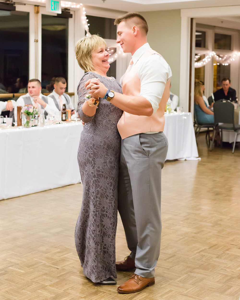 SSP fall wedding|groom and mother| peach and gray wedding| reception