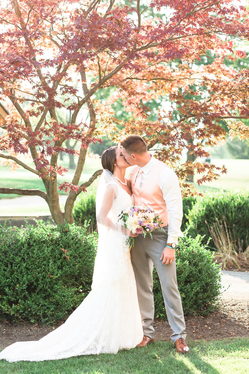 SSP fall wedding|bride and groom| peach and gray wedding