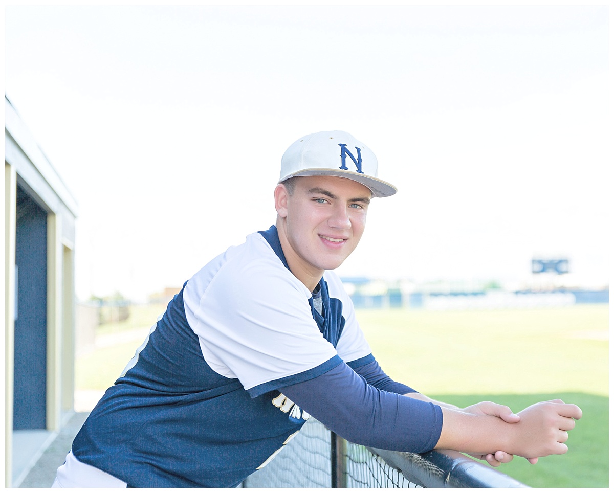 Why Use Props in Your Senior Pictures| location