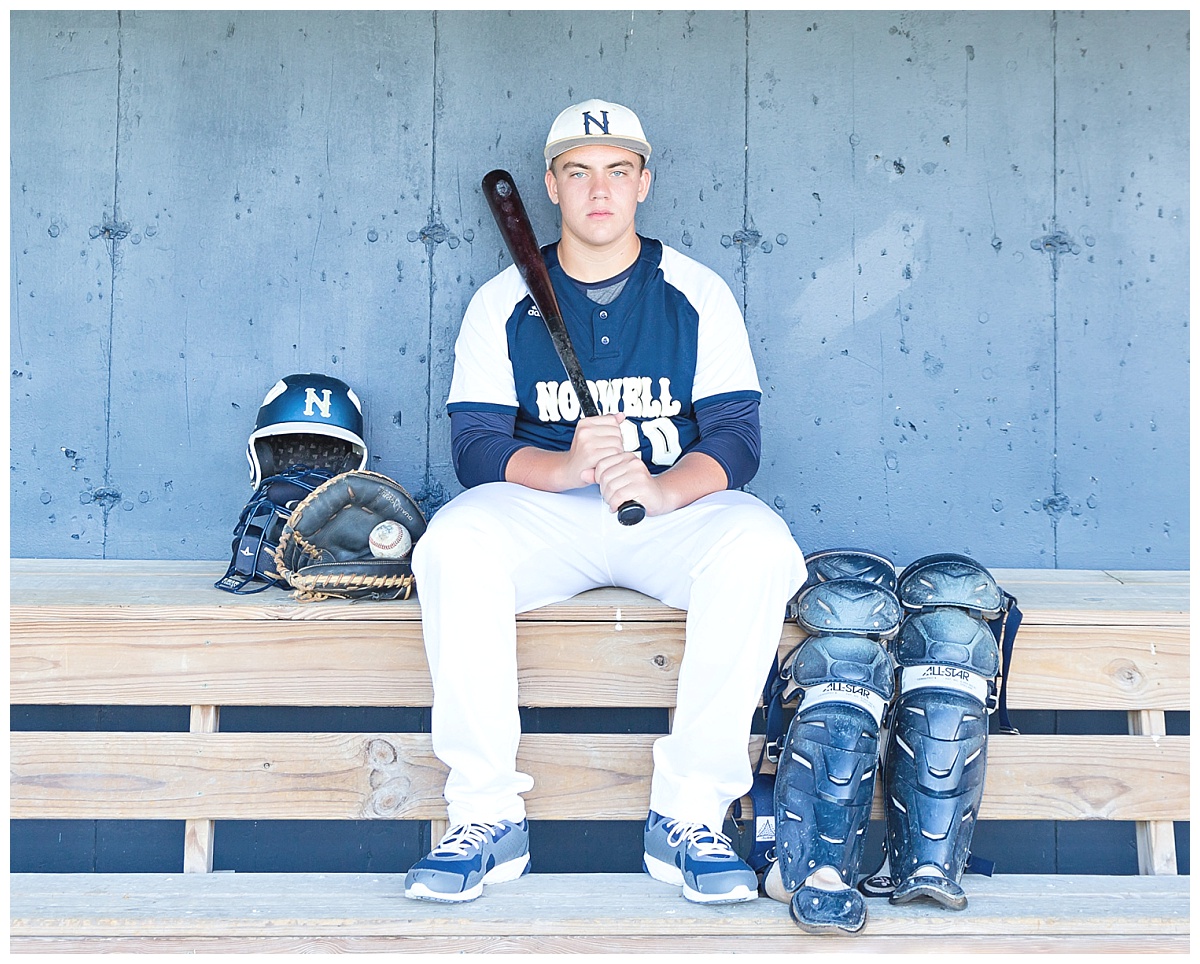 Why Use Props in Your Senior Pictures| location