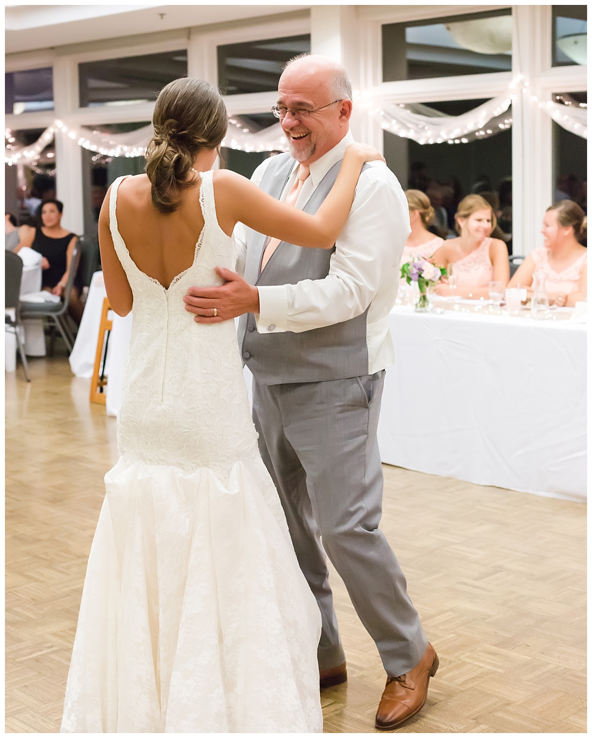 Simply Seeking Photography | Family Formals | Wedding day tip