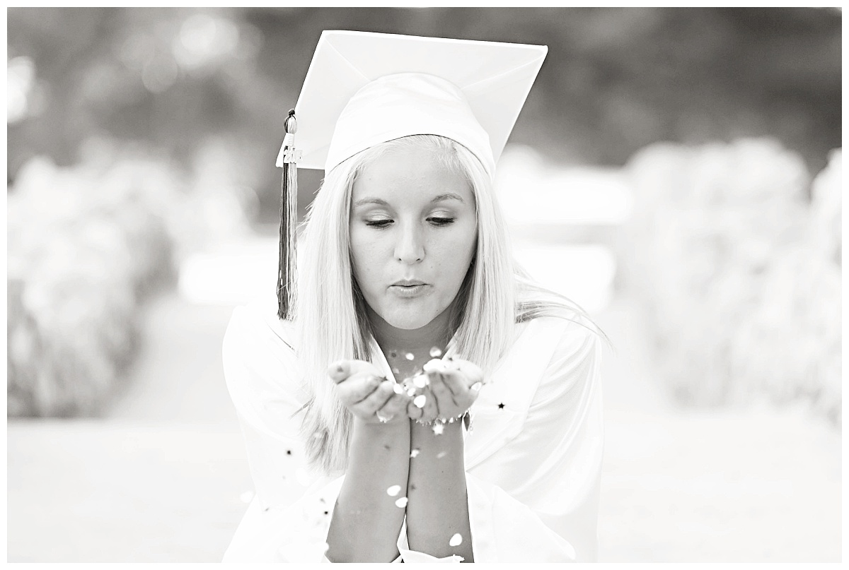 Senior Girl | Confetti