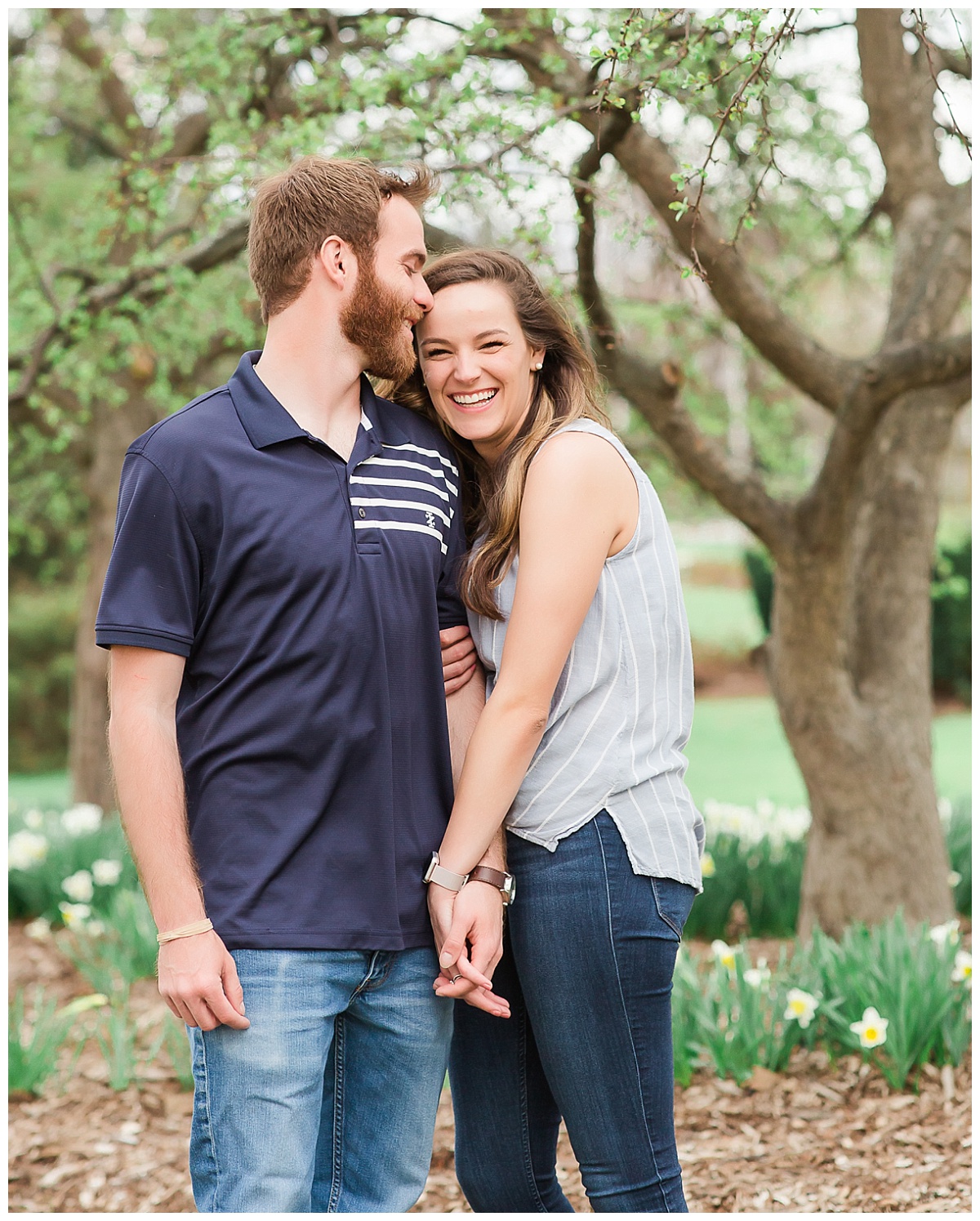 Couple at Lakeside Park Anniversary Session