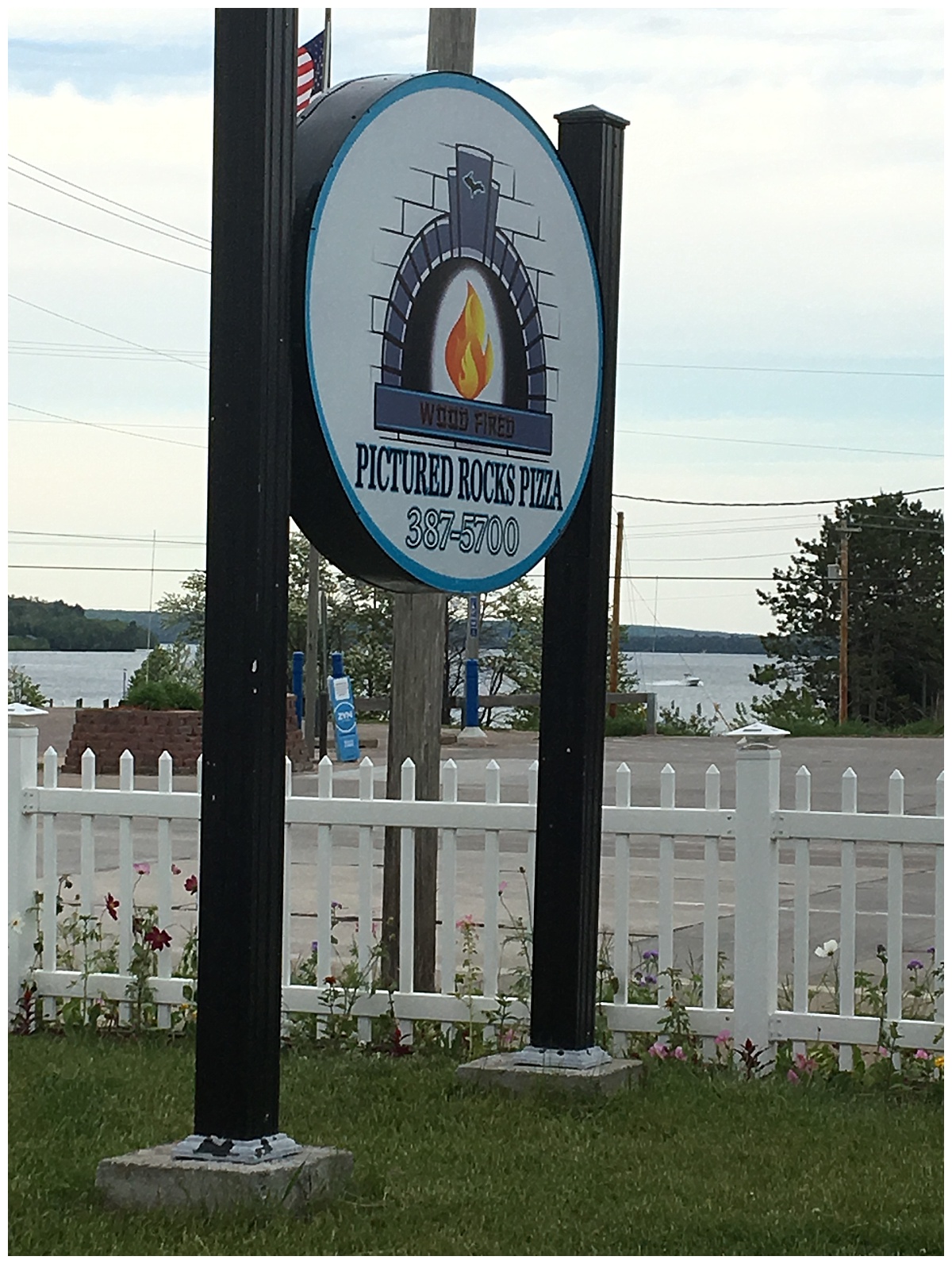 Pictured Rocks Pizza