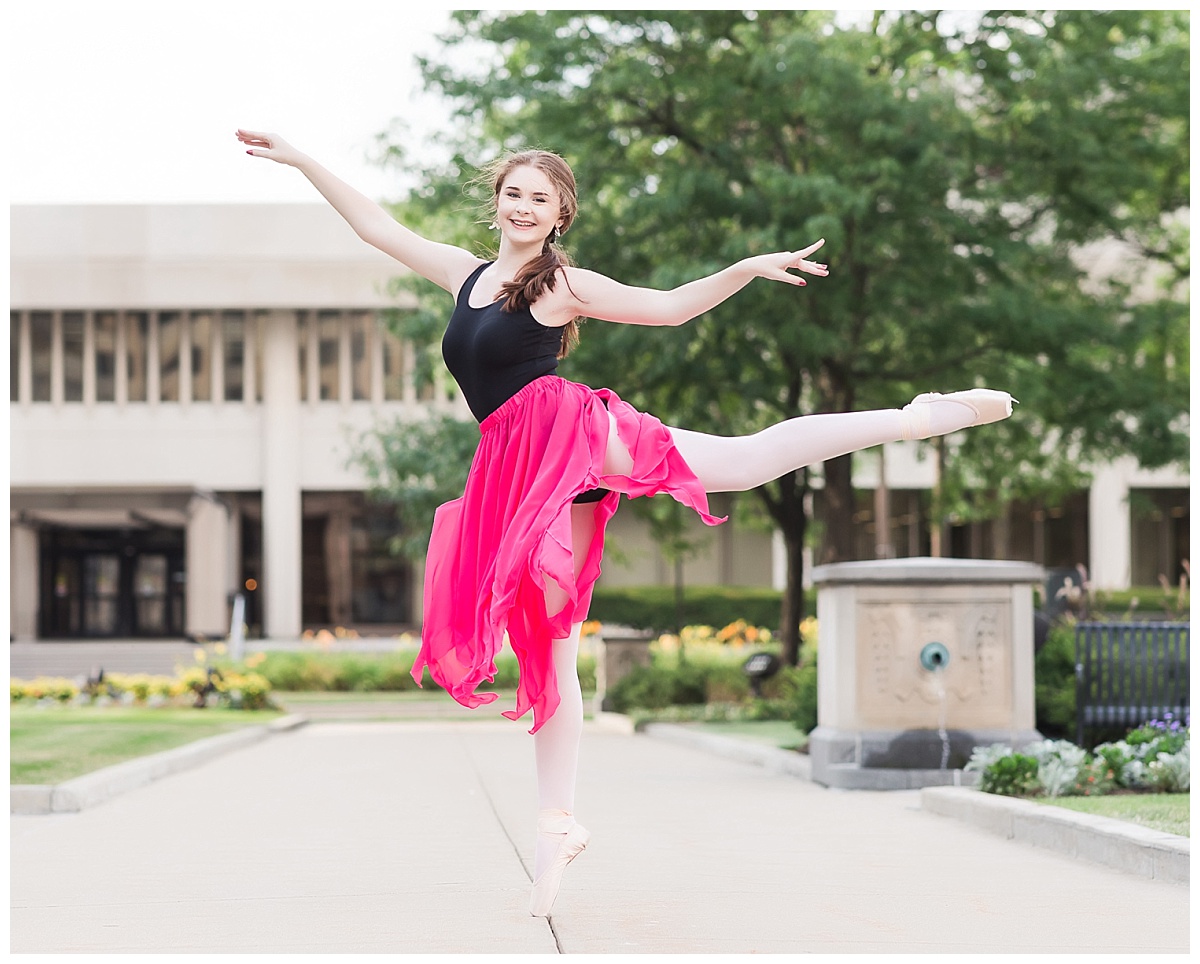 Downtown Fort Wayne Senior session photos by Simply Seeking Photography