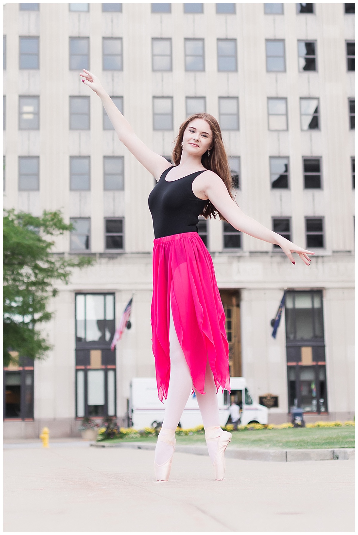 Downtown Fort Wayne Senior session photos by Simply Seeking Photography