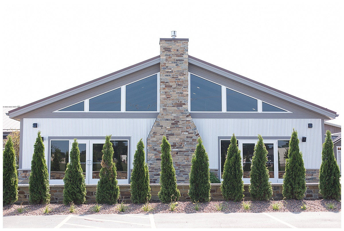 The Blue Teal Wakarusa Wedding Venue photo by Simply Seeking Photography