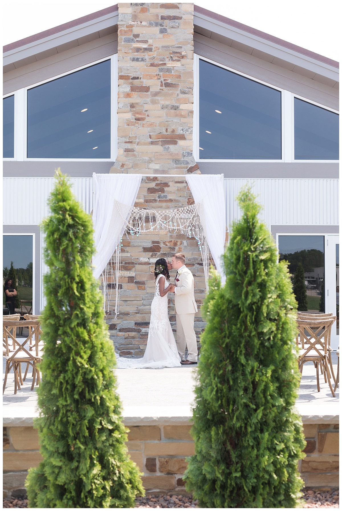 The Blue Teal Wakarusa Wedding Venue photo by Simply Seeking Photography