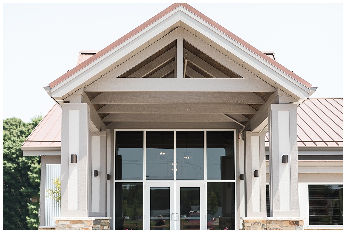 The Blue Teal Wakarusa Wedding Venue photo by Simply Seeking Photography