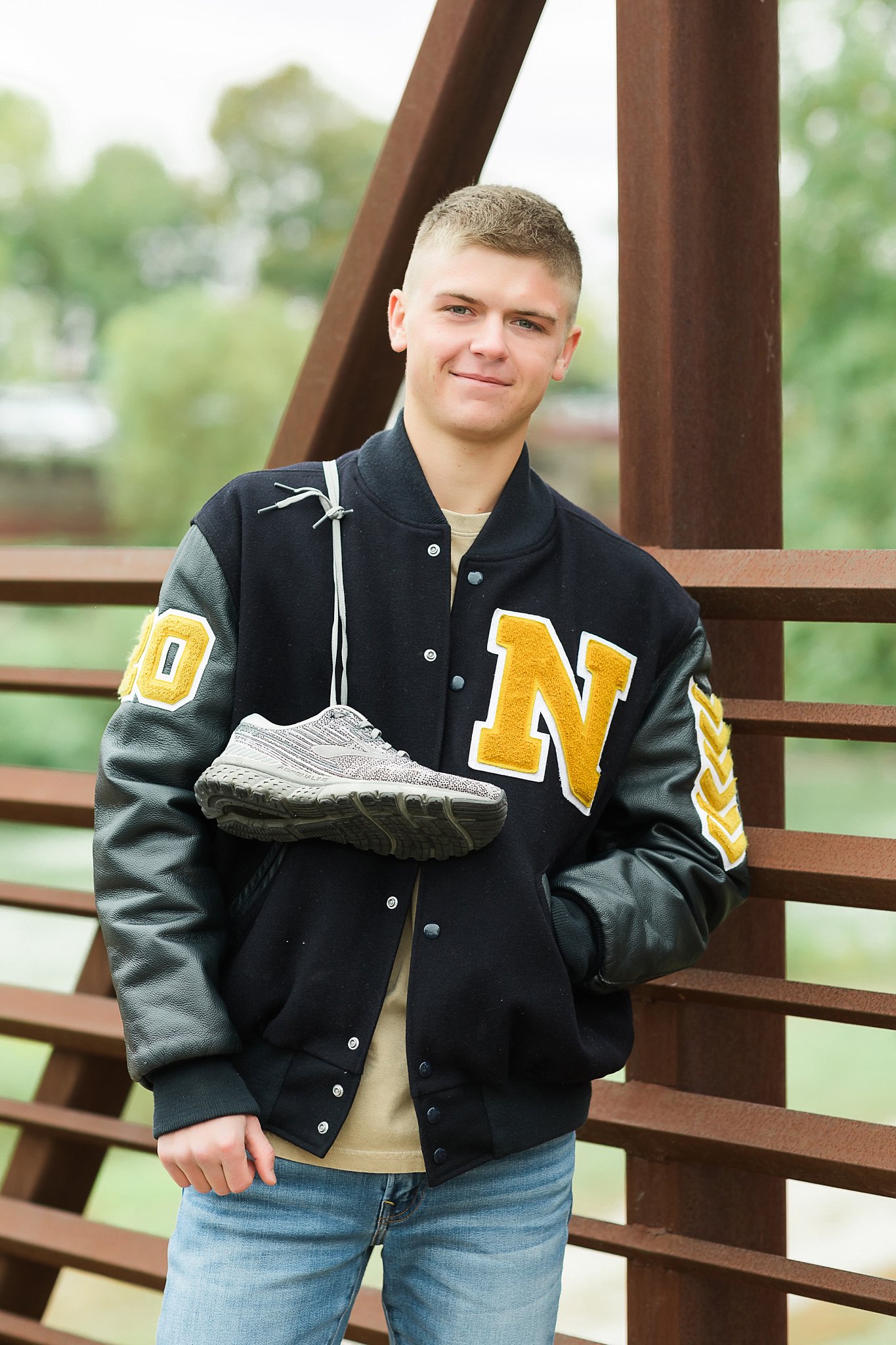 American solider senior session photo by Simply Seeking Photography