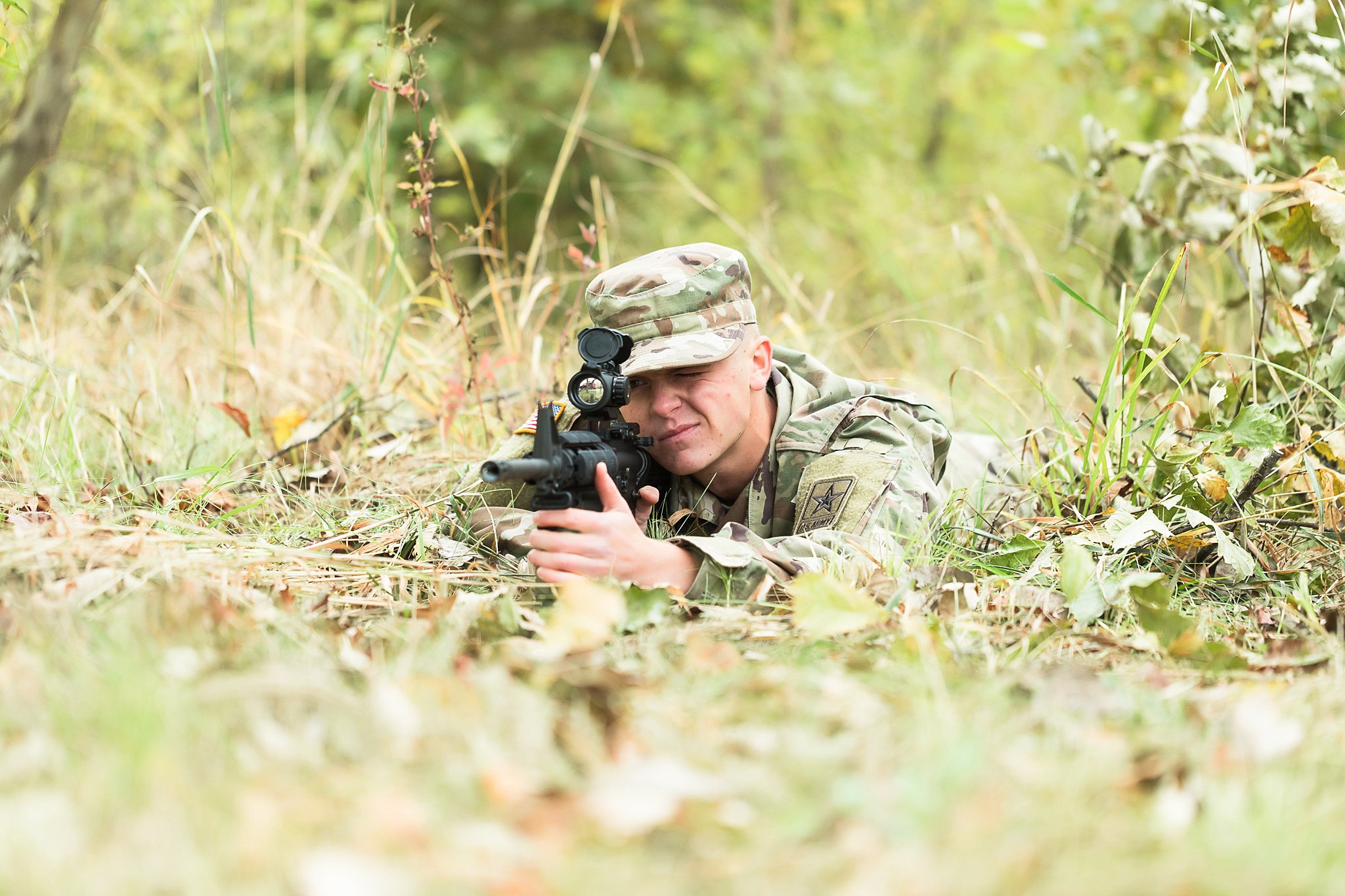 American solider senior session photo by Simply Seeking Photography