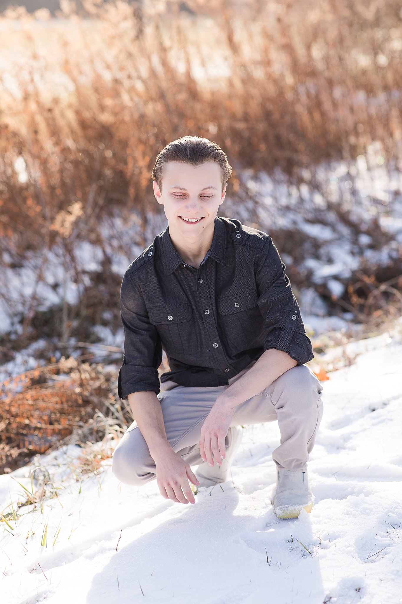 Winter Senior Session photos by Simply Seeking Photography