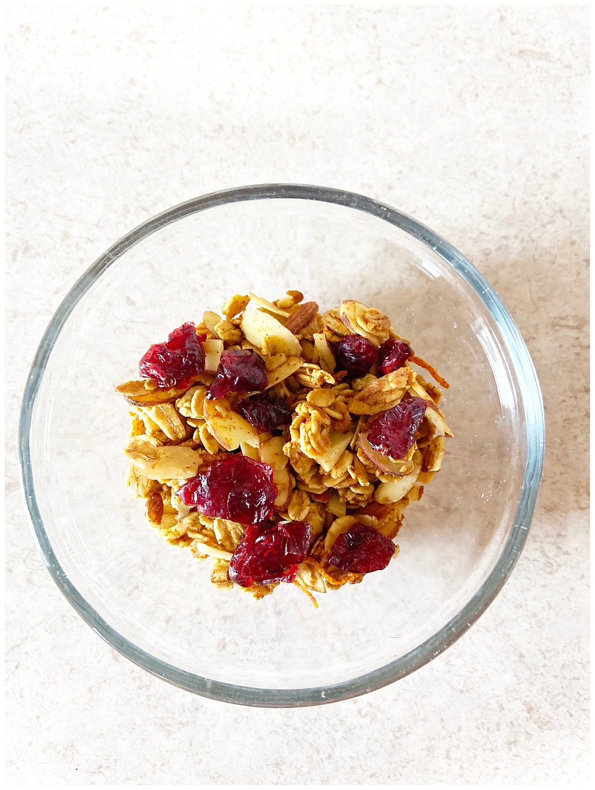 almond granola serving