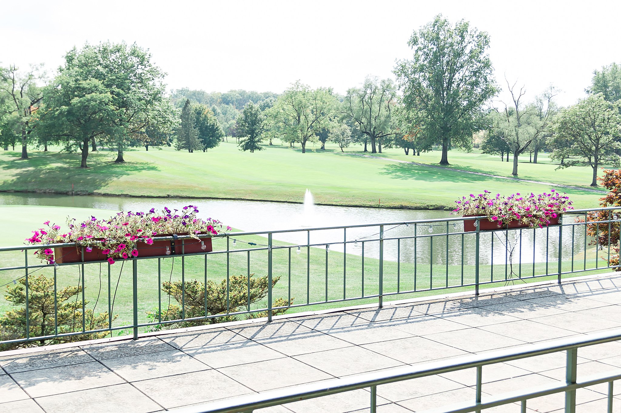 Orchard Ridge Country Club wedding photos by Simply Seeking Photography